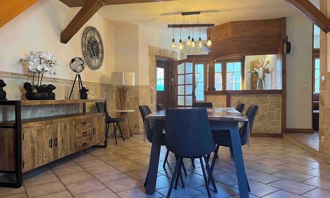 Grand-Fort-Philippe House | Large family home