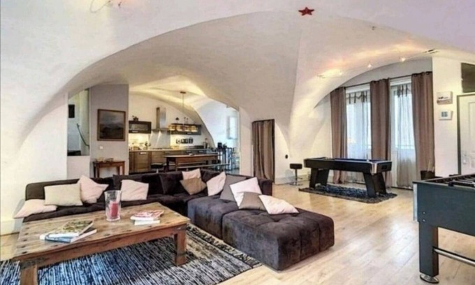 Villeneuve-de-Berg House | Large family home (260m2) in the heart of an Ardéchois village