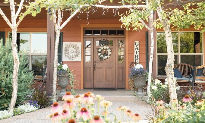 Bigfork House | Large Family Home w/Hot Tub, Games, Near Bigfork