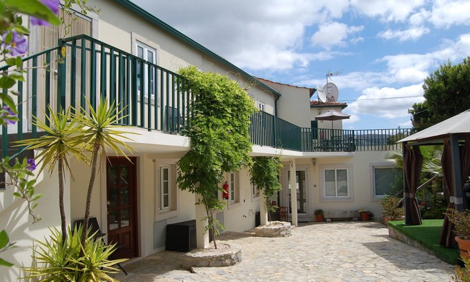 Cumeeira Apartment | Large High Specification Ground Floor Apartment, With Swimming Pool And Gardens