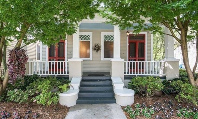Mid-City House | Large Historic Beauty on the Streetcar Line