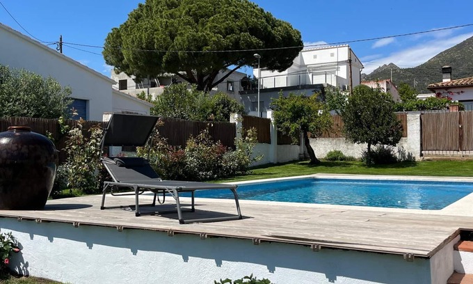 El Mas Fumats House | Large holiday home 4 minutes from the beaches of the Costa Brava.