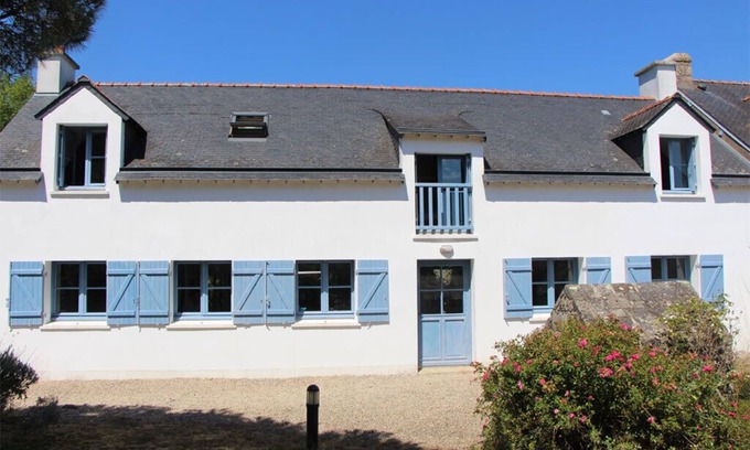 Carnac Bed & Breakfast | Large house between sea and countryside