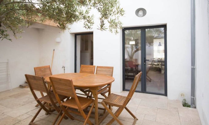 La Couarde-sur-Mer House | Large house (sleeps 5)