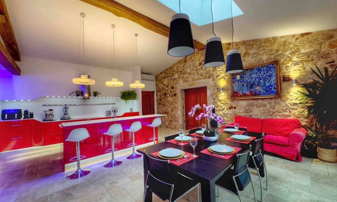 La Colle-sur-Loup House | Large Modernised Villa - for groups and families