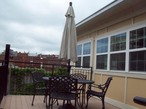 Macon Apartment | Large New Downtown Loft