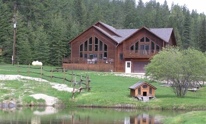 Lead House | Large private lot. Beautiful cabin with a stream and trout pond!