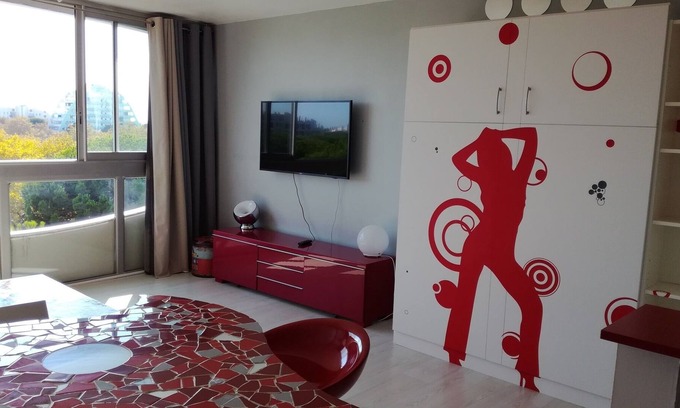 La Petite Motte Apartment | Large studio cabin 33 m2 modern and comfortable area Couchant Swimming pool 350m sea