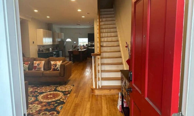 Le Droit Park House | Large Townhouse Near Florida Ave & U Street!