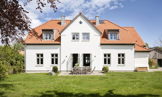 Pommerby House | Large vacation home with a view of the Baltic Sea, fireplace and sauna