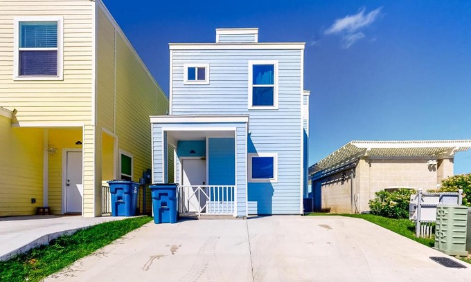 Port Isabel House | Las Joyas Bayview Home #202
