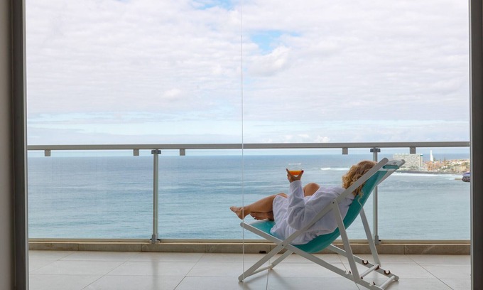 Bajamar Apartment | Las Olas Suite BajamarnInfinite sea terrace - you and the ocean