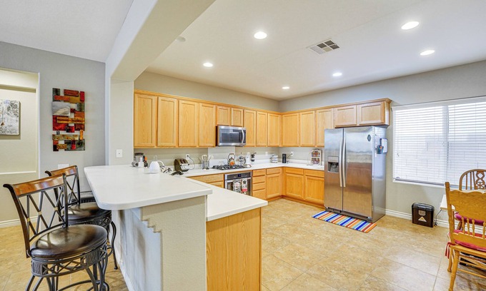 Silverstone Ranch House | Las Vegas Retreat w/Gas Grill & Mountain Views!