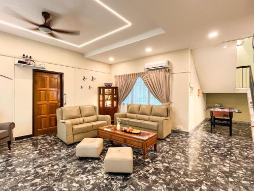 Ipoh Villa | Lasam Heritage Villa 22pax with Karaoke & Snooker