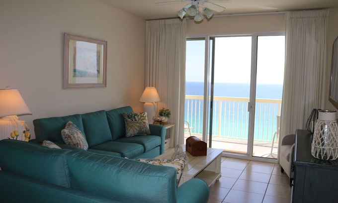 Miramar Beach Condo | LAST MINUTE SPECIAL WEEK OF OCT 11 -FREE BEACH SERVICE