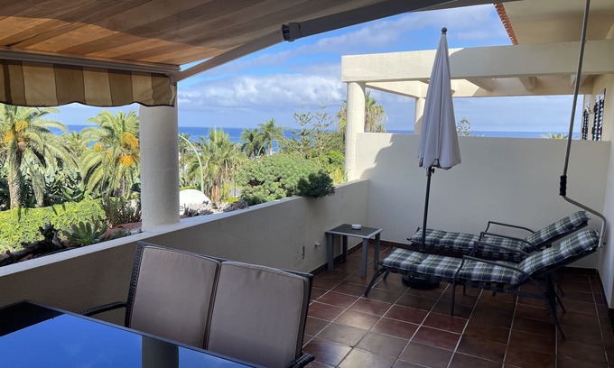 Puerto de la Cruz Apartment | Last minute wifi free - Heated pool - Terrace apartment directly on the beach