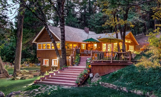 Quincy House | Last Private Property on Spanish Creek - Private 1/2 Mile Trail & Swimming Hole.