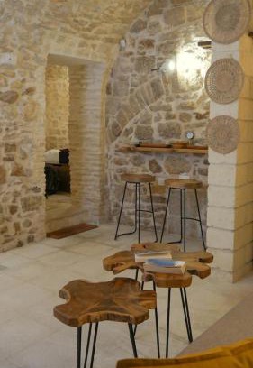 Corato Bed & Breakfast | Laura stone room