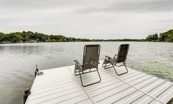 Battle Creek House | Laurabell Lakehouse: Boat Dock & Mill Lake Access!