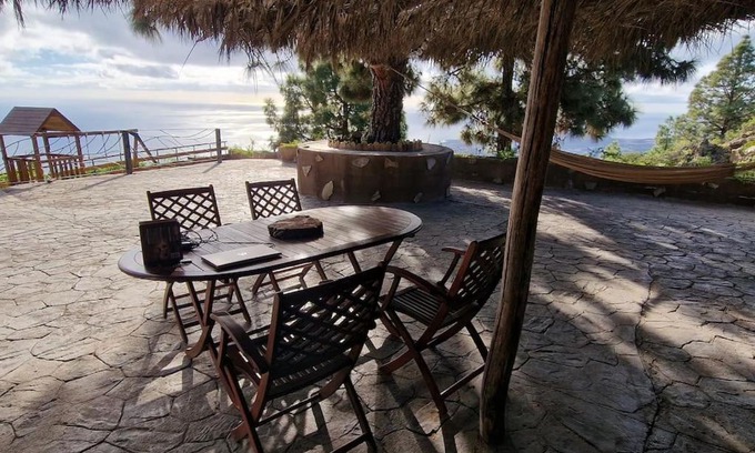 Candelaria Villa | Laurelin, magia y naturaleza.