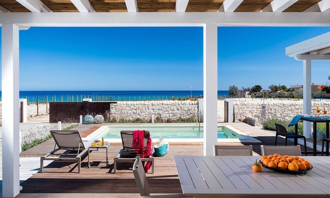 Reitani Villa | Lavanda - Front Sea Villa for 8 People with Pool