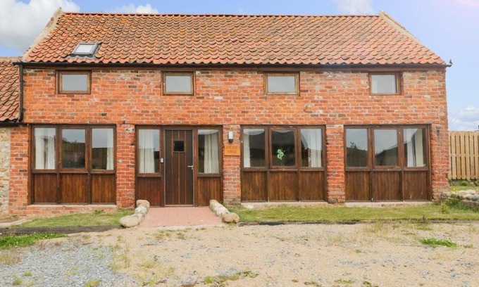 Tunstall House | Lavender Lodge