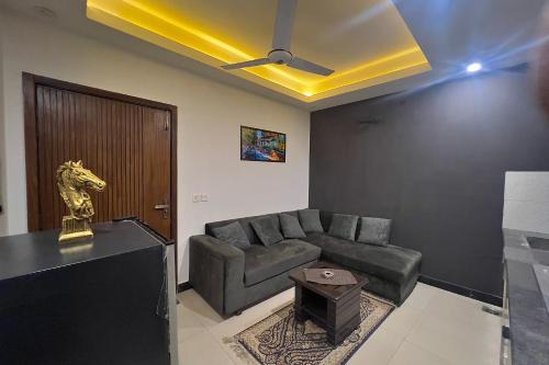 Bahria Town Apartment | Lavish 1BHK Apartment