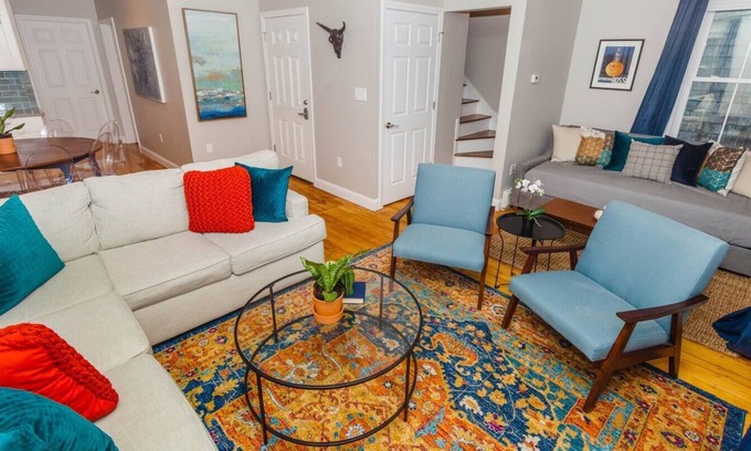 Dorchester House | Lavish Duplex | Near T
