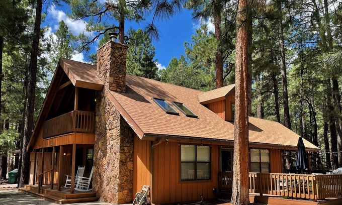 Pinetop Ski Chalet | Lazy Bear Chalet - Pinetop Country Club