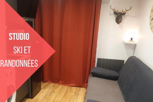 Bernex Apartment | Le 211,ski et randonnée, WIFI, lave linge , ascenceur,parking gratuit