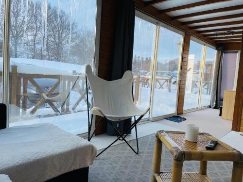 Egliseneuve-d'Entraigues Ski Chalet | Le 77 - chalet nature proche S.Besse