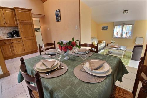 Plouguenast House | Le beau sejour