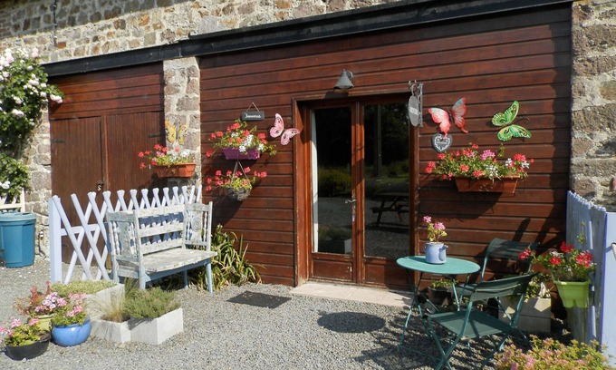 Le Guislain Cottage | Le Bleuet-A Gite in the Beautiful Normandy Countryside for Families and Couples