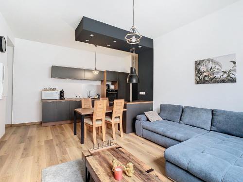 Voiron Apartment | Le cèdre de Jori