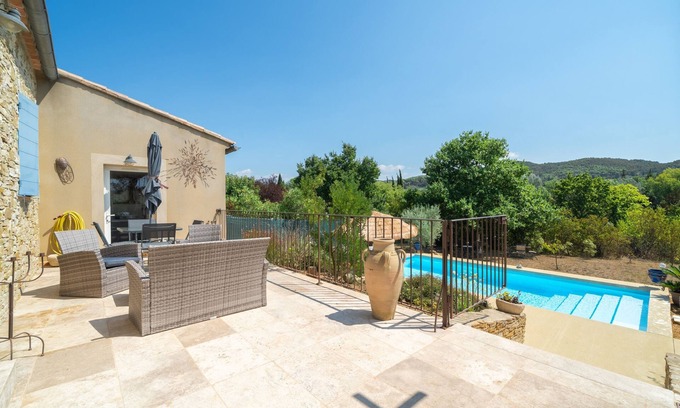 Saint-Romain-en-Viennois Apartment | Le Chant des Cigales - Climatisé, piscine partagée