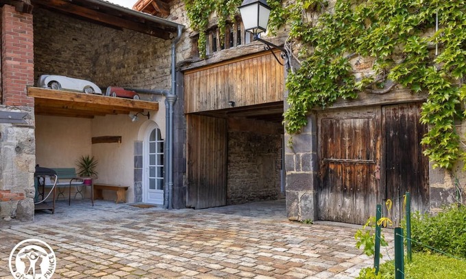 Bouzel House | Le Chamara de Bouzel