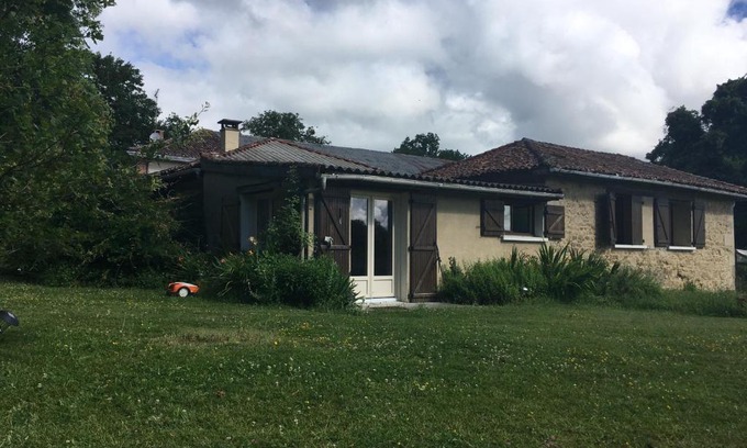 Saint-Junien House | Le Clos Crista Galli