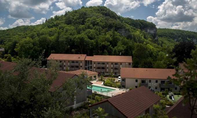 Les Eyzies Apartment | Le Clos du Rocher S2 H