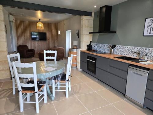 Saint-Christophe-des-Bardes House | Le Cottage des Vignes