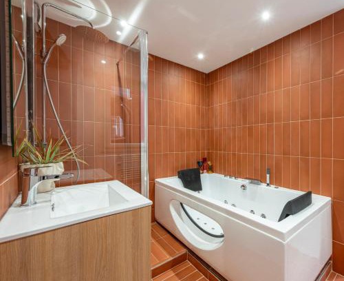 Marengo - Jolimont Apartment | Le Dalmatie - Sauna - Jacuzzi - Clim - Gare SNCF