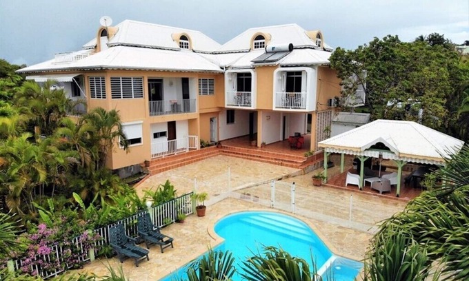 Sainte-Anne Villa | LE DOMAINE DE BOISVIN