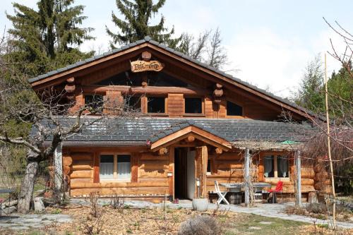 Chalais Ski Chalet | Le Gîte de Briey - Chalet complet