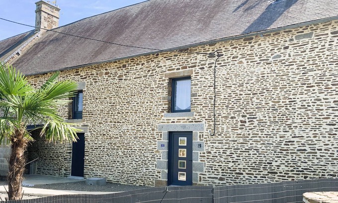 Montanel House | Le Gîte du Plessis Montanel - 12 people, 25 minutes from Mont Saint-Michel