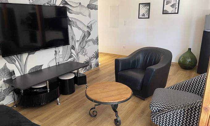 Schoenau Bed & Breakfast | Le G, Gite d'exception 4*, (6/7p) near EuropaPark, swimming pool, wellness facilities