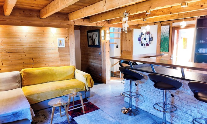 Saint-Jean-de-Sixt Ski Chalet | Le Grenier 1821 - Mini Chalet