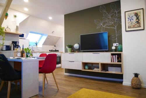 Saverne Apartment | Le Jardin des Roses - parking gratuit dans la rue - gare à 500 m