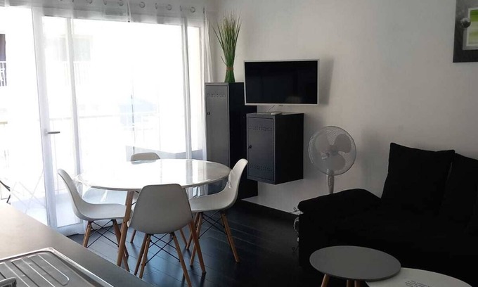 Evian-les-Bains Apartment | Le Lac Leman à vos Pieds