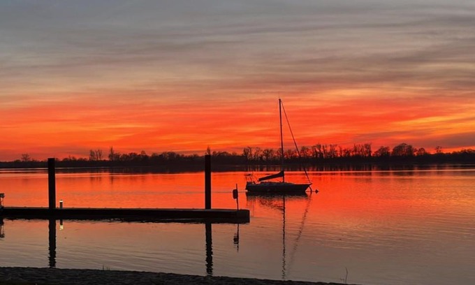 Saint-Andre-de-Cubzac Apartment | Le long du fleuve