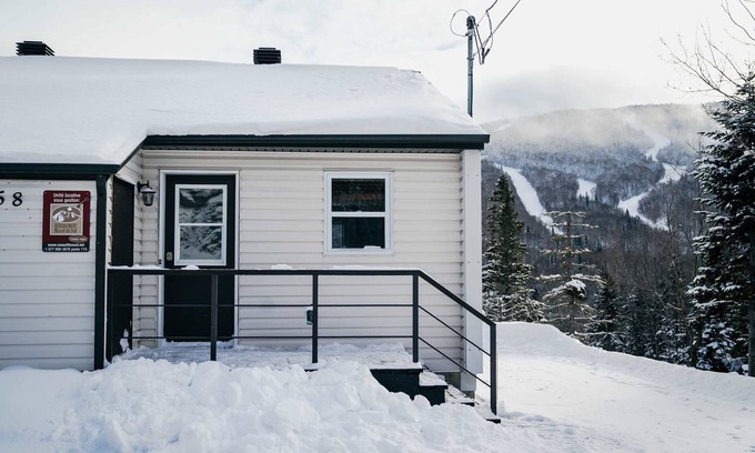 Saint-Philemon House | Le Loup | Ski Chalet