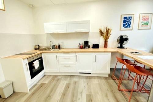 Bourg-en-Bresse Apartment | Le LYS - gare - studio cosy